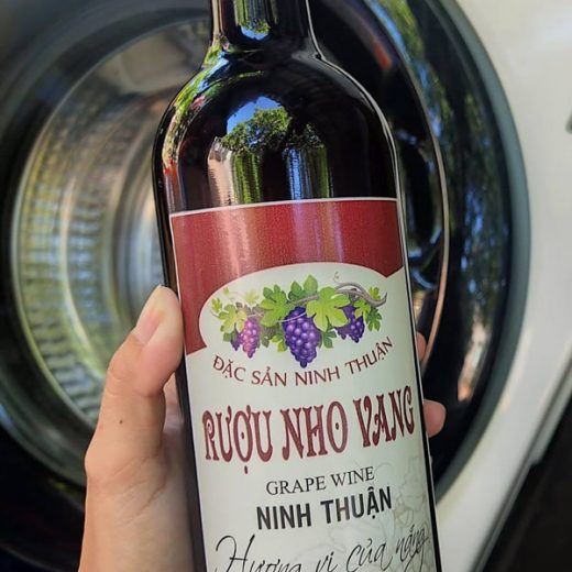 Rượu nho Ninh Thuận lên men tự nhiên