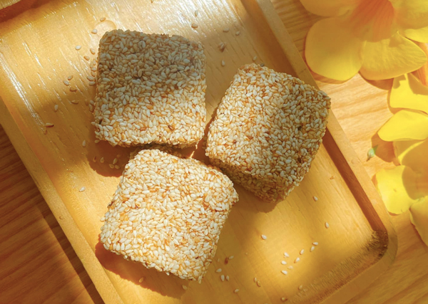 Bánh đặc sản Đà Nẵng-bánh khô mè